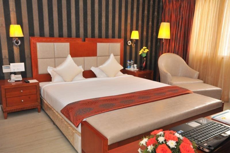 Hotel Paraag Bengalúr Exteriér fotografie